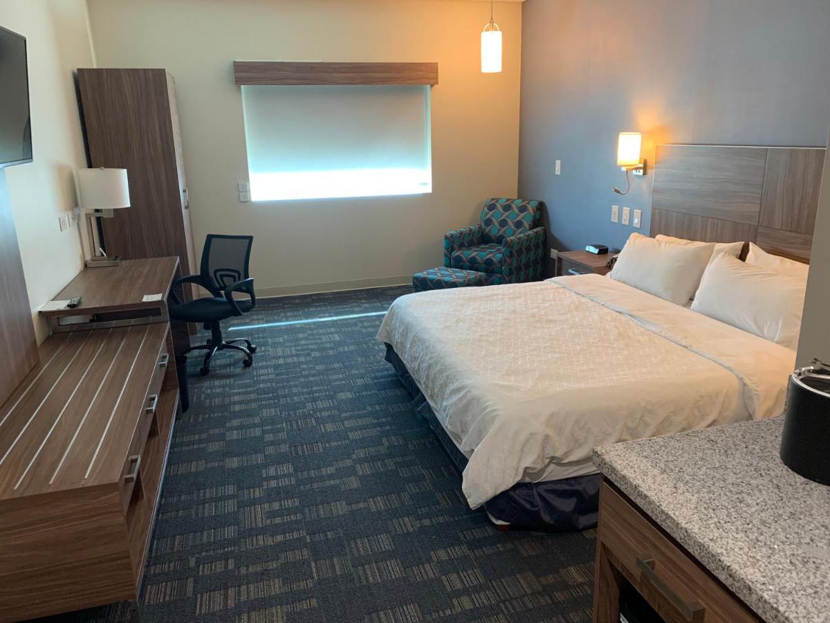 Holiday Inn Express & Suites Mexicali By Ihg Buitenkant foto